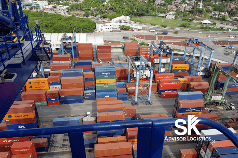 agente aduanal en Manzanillo